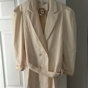 Cream blazer/blazer dress